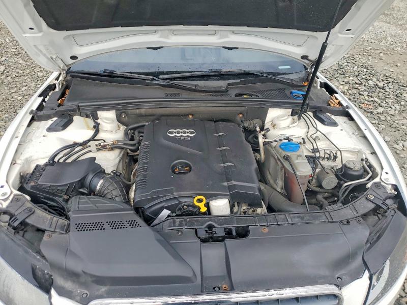 47804386 :رقم المزاد ، WAUCFAFR0BA039608 vin ، 2011 Audi A5 مزاد بيع