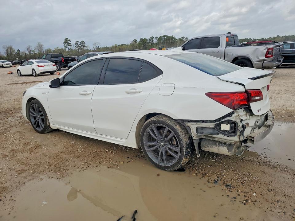 2018 Acura Tlx მანქანა იყიდება აუქციონზე, vin: 19UUB2F60JA013329, აუქციონის ნომერი: 45469196