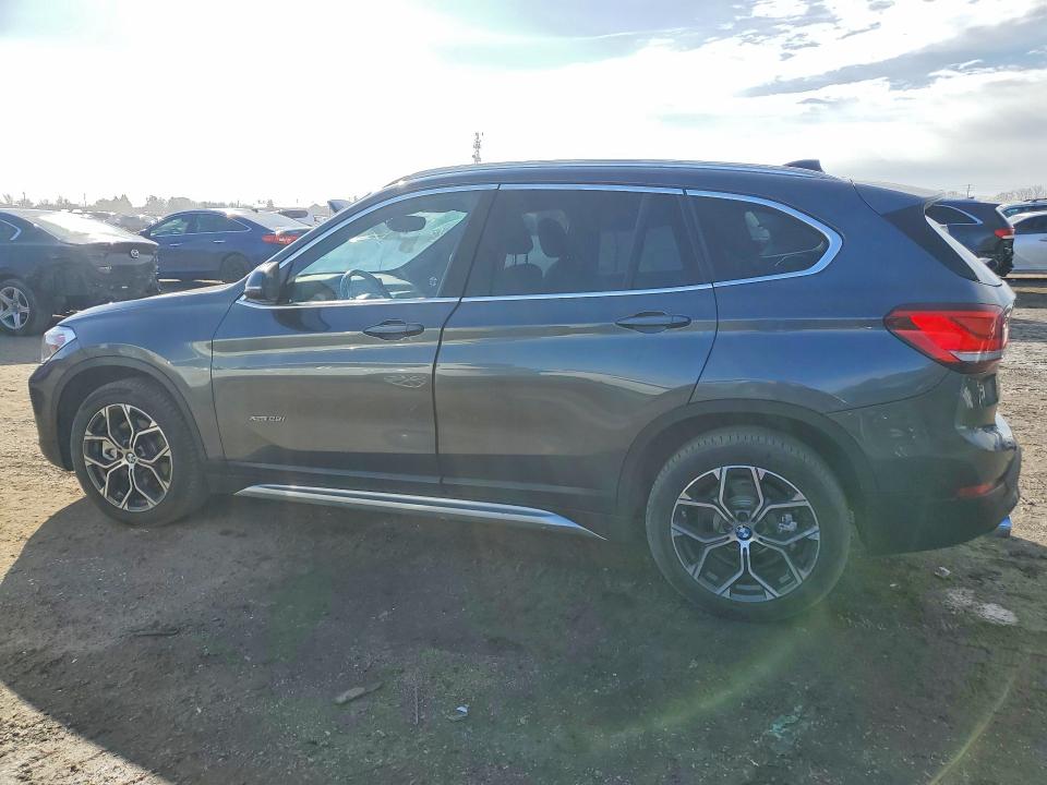 46504396 :رقم المزاد ، WBXJG9C01M5T06698 vin ، 2021 Bmw X1 مزاد بيع