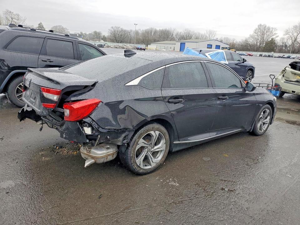 Продаж на аукціоні авто 2018 Honda Accord, vin: 1HGCV1F44JA199999, номер лоту: 79346865