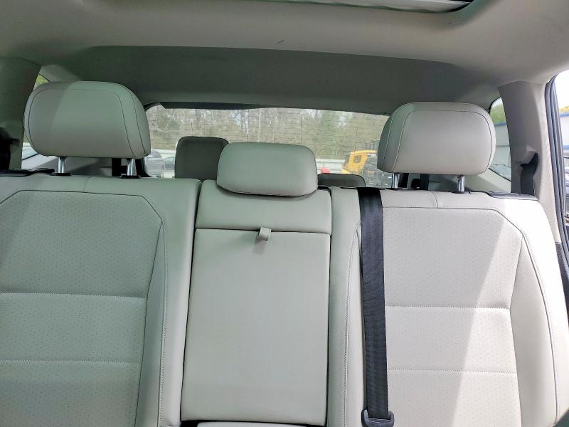 Продажа на аукционе авто 2018 Volkswagen Tiguan, vin: 3VV3B7AX5JM220357, номер лота: 45669996