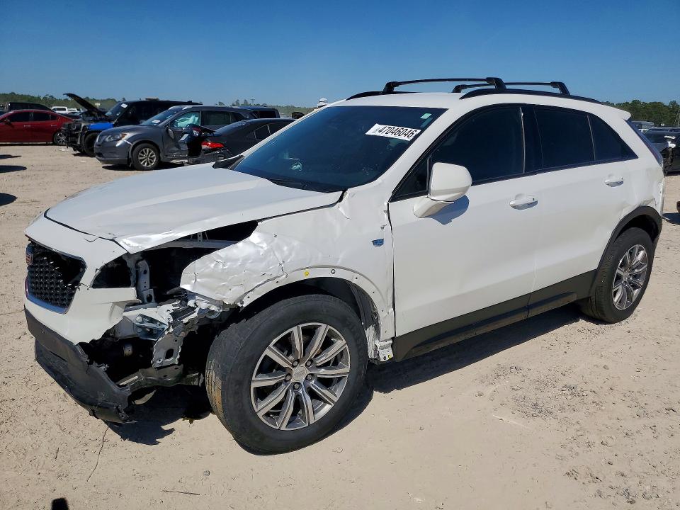 47046046 :رقم المزاد ، 1GYFZFR44LF050940 vin ، 2020 Cadillac Xt4 مزاد بيع