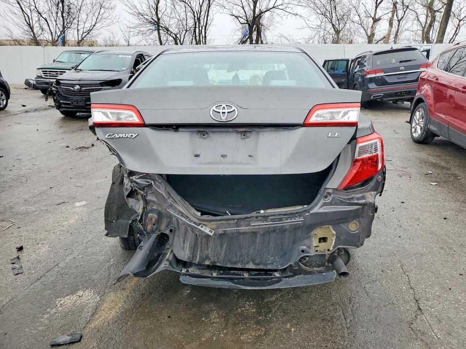 79122705 :رقم المزاد ، 4T4BF1FK2ER417952 vin ، 2014 Toyota Camry مزاد بيع
