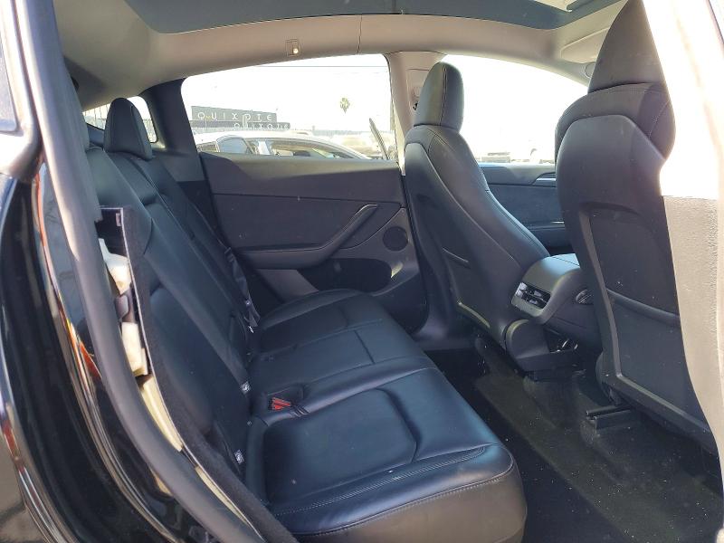 2025 Tesla Model Y მანქანა იყიდება აუქციონზე, vin: 7SAYGDED8SF317114, აუქციონის ნომერი: 46521846