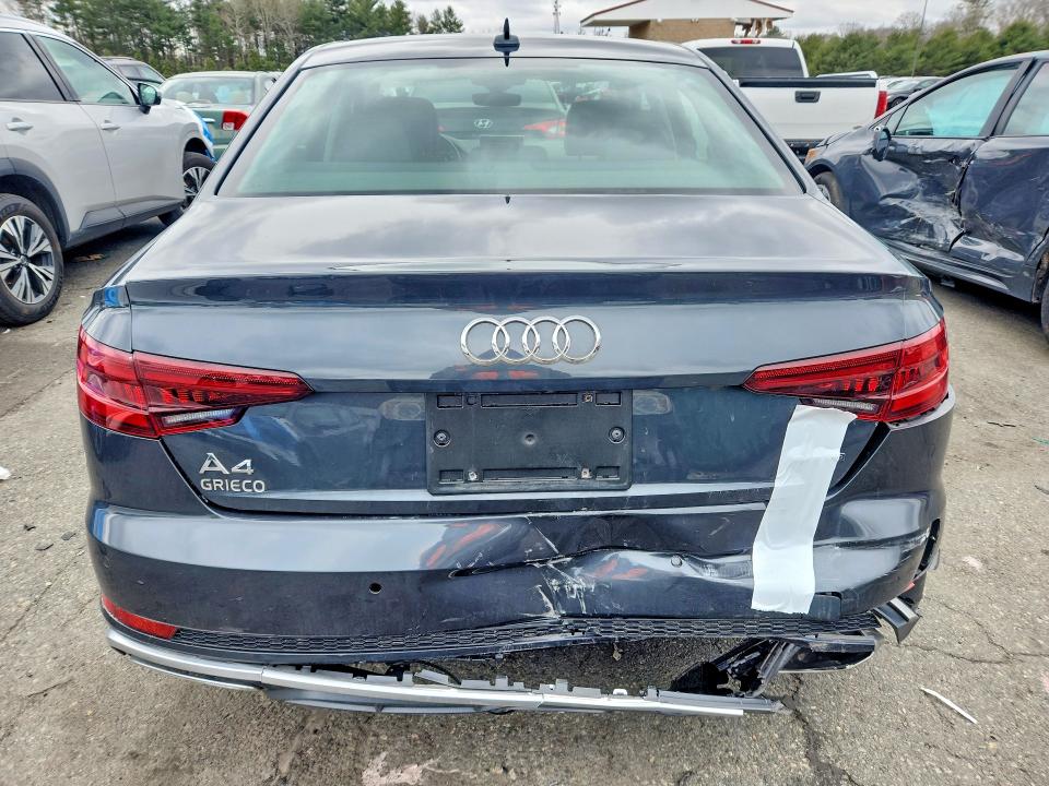Продажа на аукционе авто 2019 Audi A4, vin: WAUENAF40KA109107, номер лота: 46725856