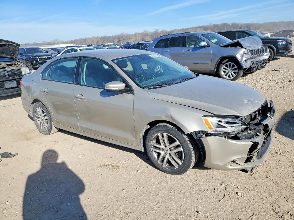 46357136 :رقم المزاد ، 3VWDX7AJ5CM468155 vin ، 2012 Volkswagen Jetta مزاد بيع