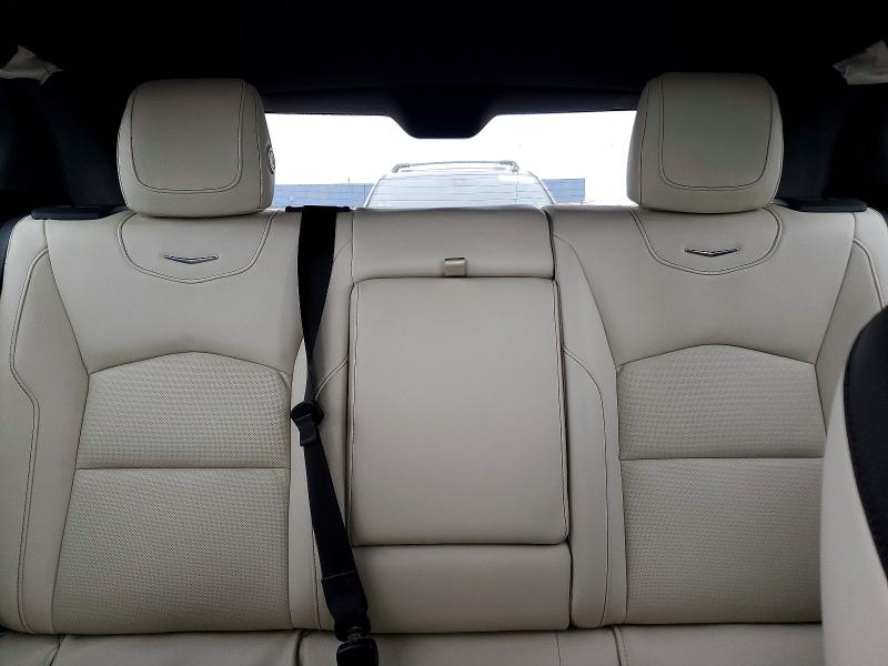 45999126 :رقم المزاد ، 1GYFZER40MF054768 vin ، 2021 Cadillac Xt4 مزاد بيع