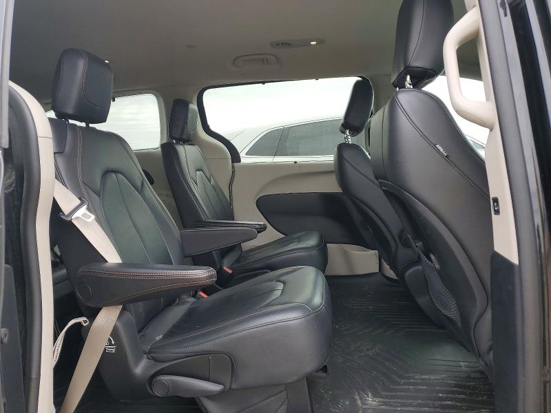 46998146 :رقم المزاد ، 2C4RC1BG4HR517396 vin ، 2017 Chrysler Pacifica مزاد بيع