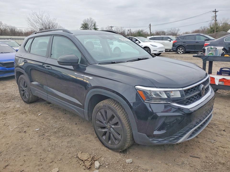 46445126 :رقم المزاد ، 3VV5X7B25RM037663 vin ، 2024 Volkswagen Taos مزاد بيع