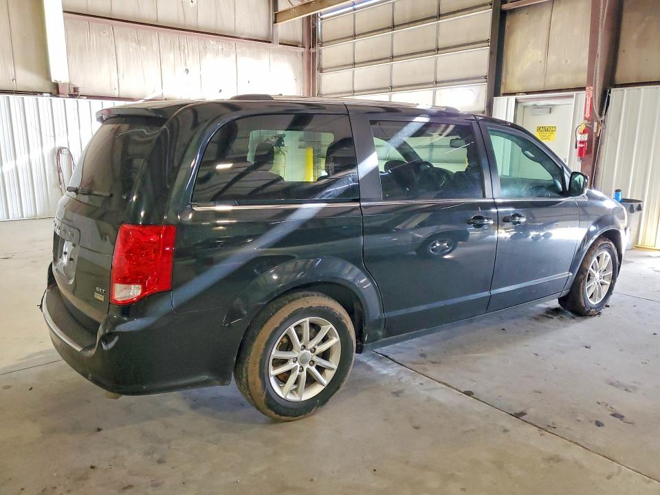 45734426 :رقم المزاد ، 2C4RDGCG1JR238833 vin ، 2018 Dodge Grand Caravan مزاد بيع