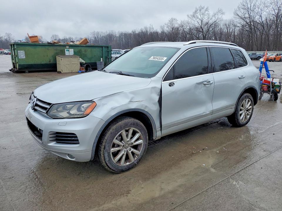 79654555 :رقم المزاد ، WVGEF9BP2ED015260 vin ، 2014 Volkswagen Touareg مزاد بيع