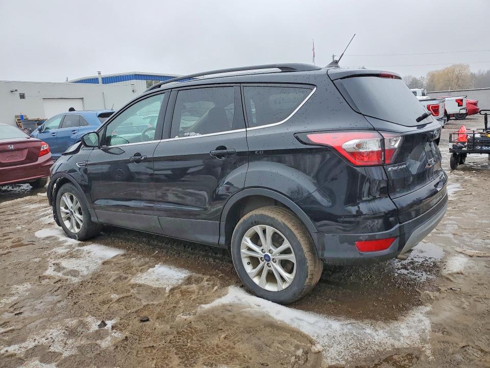 Продаж на аукціоні авто 2018 Ford Escape, vin: 1FMCU0HD0JUC80789, номер лоту: 46820766
