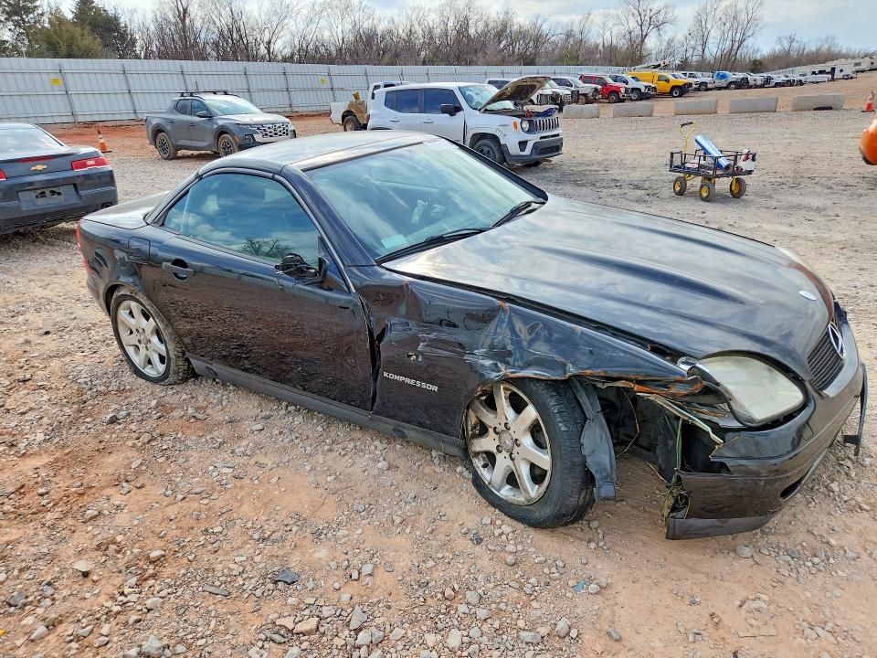 Продажа на аукционе авто 1999 Mercedes-benz Slk, vin: WDBKK47F6XF119438, номер лота: 79778785