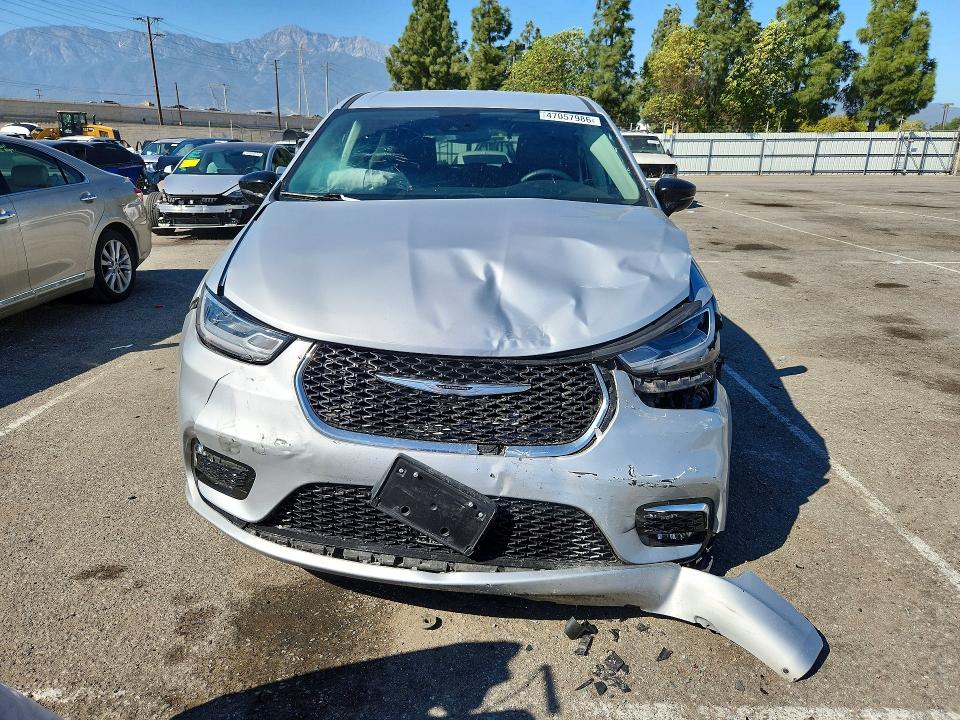 Продажа на аукционе авто 2024 Chrysler Pacifica, vin: 2C4RC1S73RR150394, номер лота: 47057986