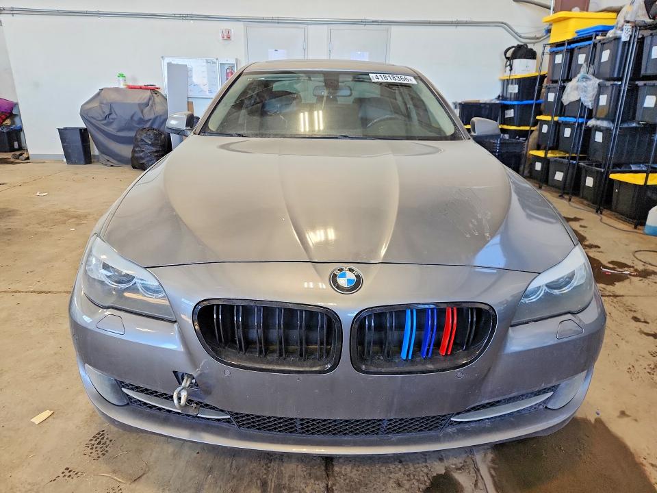 41818366 :رقم المزاد ، WBAFU7C51DDU70757 vin ، 2013 Bmw 535 مزاد بيع