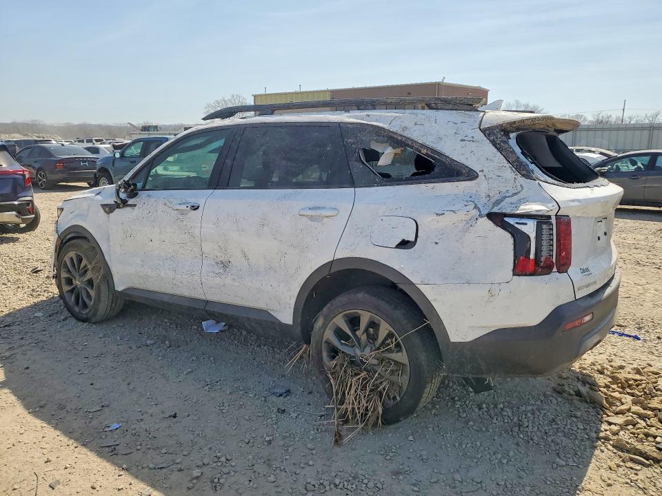 46649006 :رقم المزاد ، 5XYRHDLF1PG231811 vin ، 2023 Kia Sorento مزاد بيع