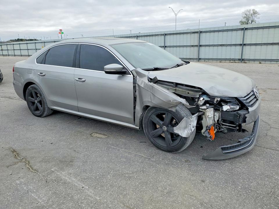 2013 Volkswagen Passat მანქანა იყიდება აუქციონზე, vin: 1VWBH7A30DC078315, აუქციონის ნომერი: 47503936