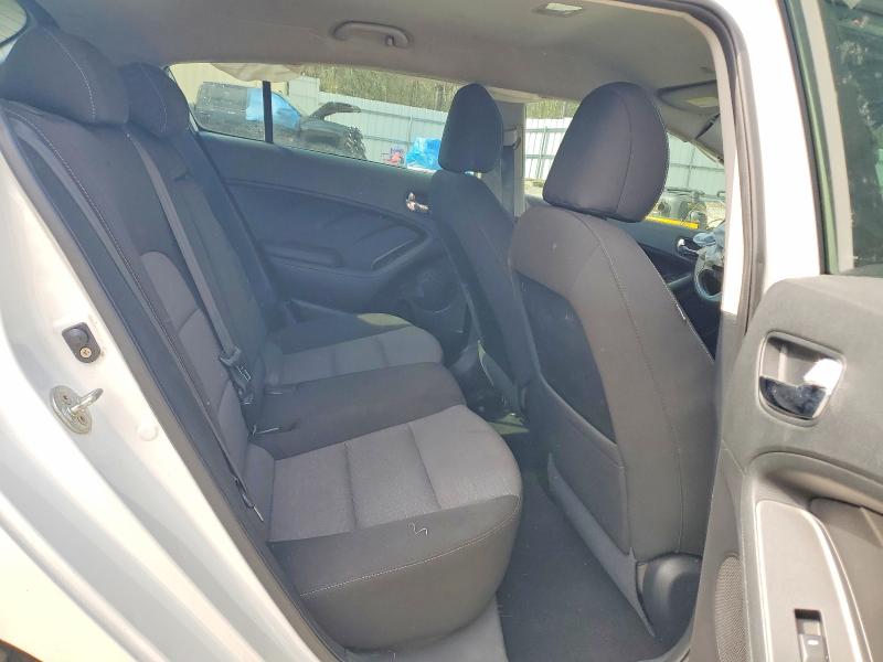 Продажа на аукционе авто 2016 Kia Forte, vin: KNAFK5A80G5584898, номер лота: 47693066