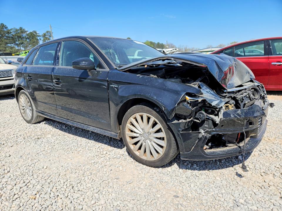 47333206 :رقم المزاد ، WAUUPBFF6GA111478 vin ، 2016 Audi A3 مزاد بيع