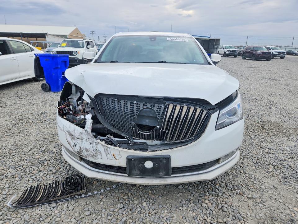 46943486 :رقم المزاد ، 1G4GB5G30GF173638 vin ، 2016 Buick Lacrosse مزاد بيع
