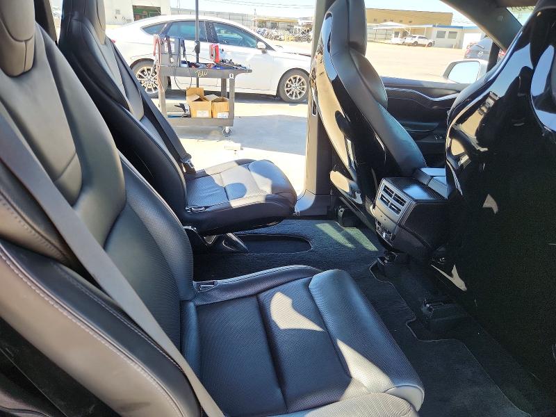 46890346 :رقم المزاد ، 5YJXCBE26GF021314 vin ، 2016 Tesla Model X مزاد بيع