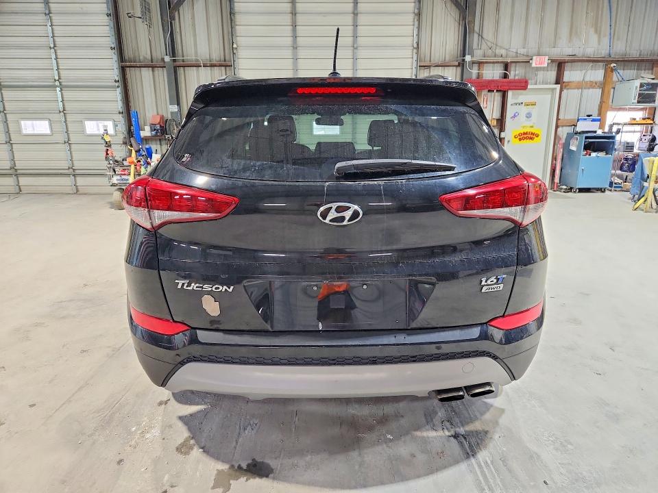 48006066 :رقم المزاد ، KM8J3CA28HU435782 vin ، 2017 Hyundai Tucson مزاد بيع