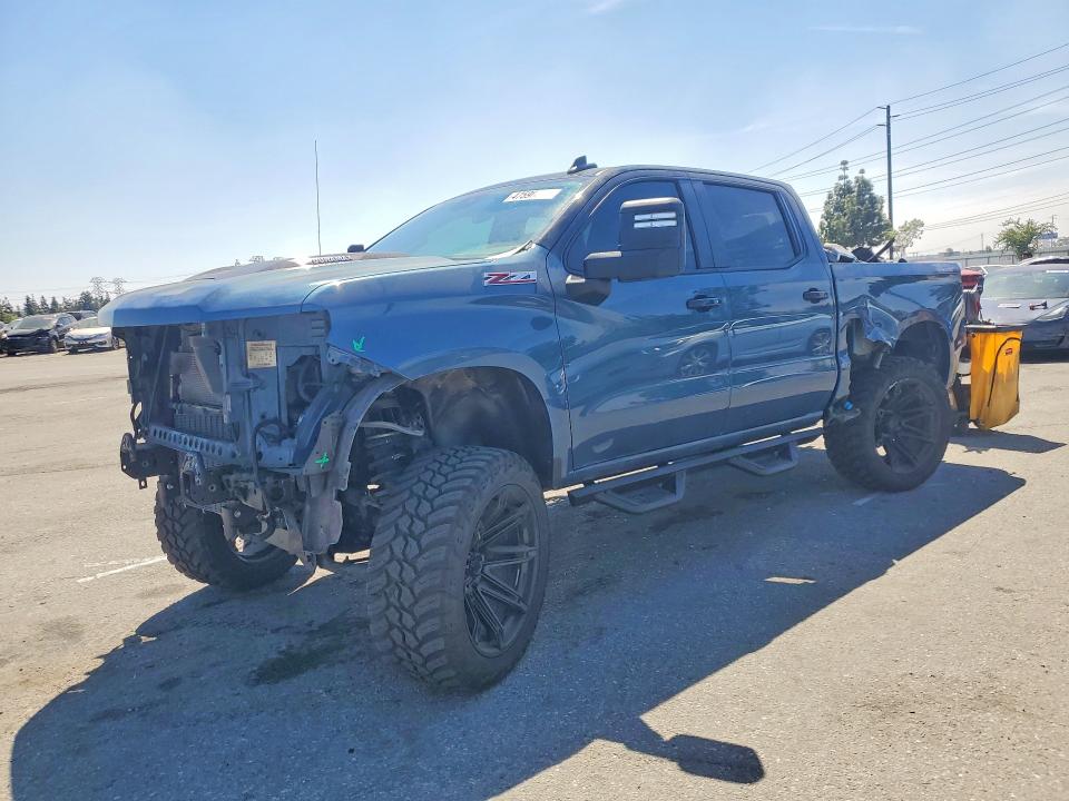 Продажа на аукционе авто 2024 Chevrolet Silverado, vin: 3GCUDFE86RG215690, номер лота: 47596016