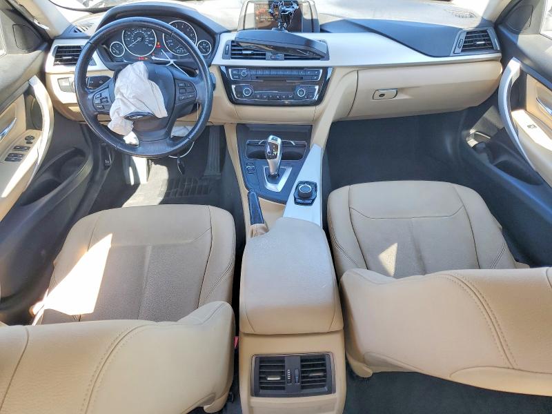 45782806 :رقم المزاد ، WBA8A9C34HAC99766 vin ، 2017 Bmw 320 مزاد بيع