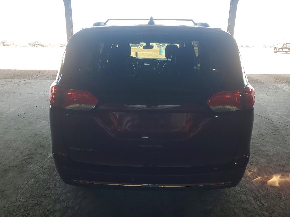47570796 :رقم المزاد ، 2C4RC1BG4JR110118 vin ، 2018 Chrysler Pacifica مزاد بيع