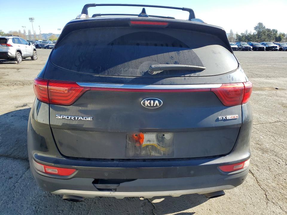 Продажа на аукционе авто 2017 Kia Sportage, vin: KNDPR3A60H7218337, номер лота: 42023176