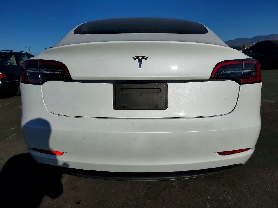 45604276 :رقم المزاد ، 5YJ3E1EA8PF618491 vin ، 2023 Tesla Model 3 مزاد بيع