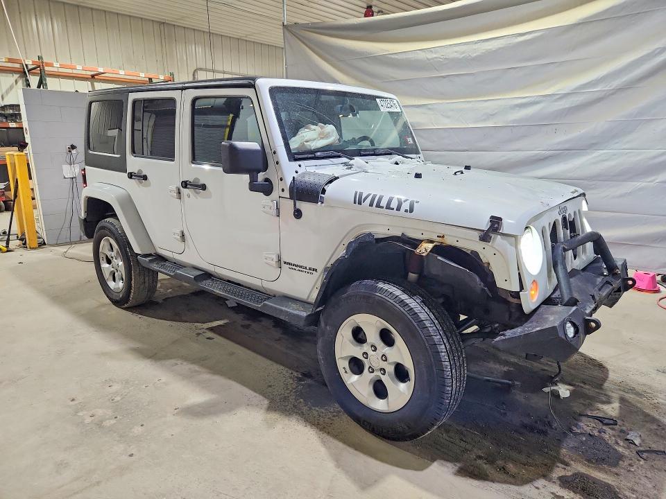 47325476 :رقم المزاد ، 1C4BJWDG3FL556536 vin ، 2015 Jeep Wrangler مزاد بيع