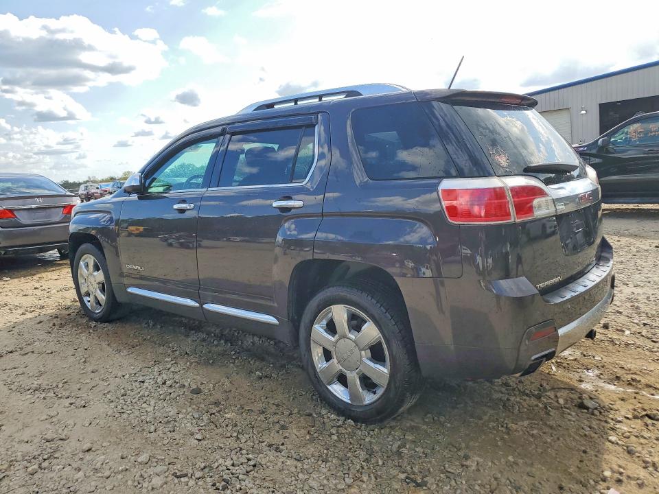 48144536 :رقم المزاد ، 2GKFLUE38F6124789 vin ، 2015 Gmc Terrain مزاد بيع