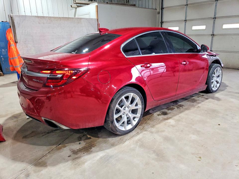 47725586 :رقم المزاد ، 2G4GT5GX8F9289824 vin ، 2015 Buick Regal مزاد بيع