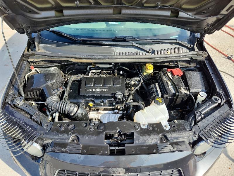 79957495 :رقم المزاد ، 1G1JE5SB0F4117539 vin ، 2015 Chevrolet Sonic مزاد بيع