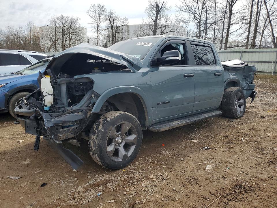47175686 :رقم المزاد ، 1C6SRFFT3MN577558 vin ، 2021 Ram 1500 مزاد بيع