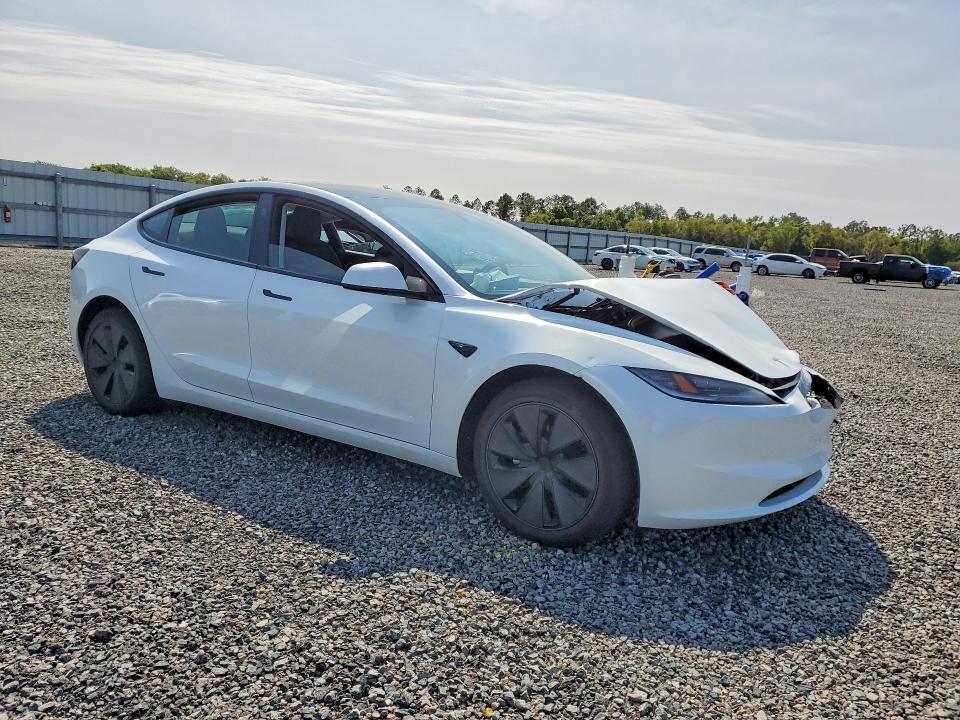 46472106 :رقم المزاد ، 5YJ3E1EB9SF929929 vin ، 2025 Tesla Model 3 مزاد بيع