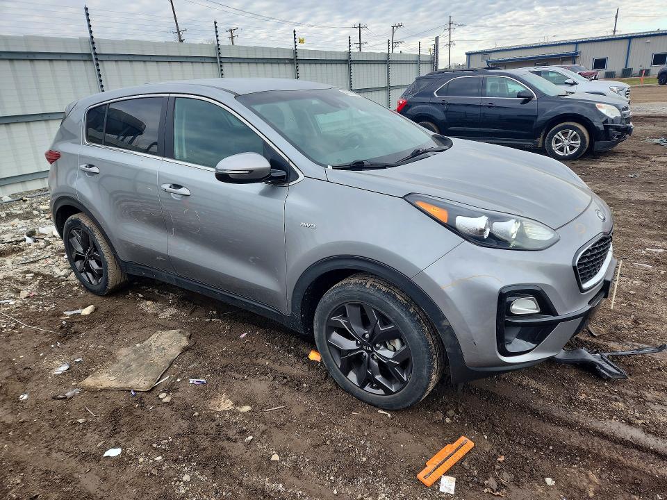 Продажа на аукционе авто 2022 Kia Sportage, vin: KNDPMCAC8N7965006, номер лота: 47011526