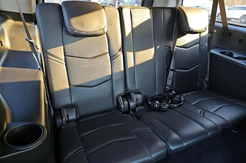 41906066 :رقم المزاد ، 1GYS4JKJ7JR335854 vin ، 2018 Cadillac Escalade مزاد بيع