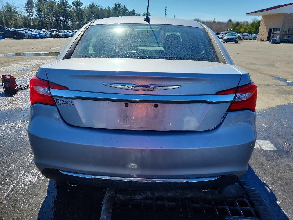 Продажа на аукционе авто 2013 Chrysler 200, vin: 1C3CCBBG7DN703294, номер лота: 45601226