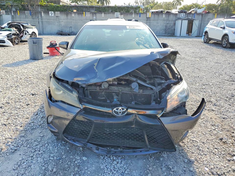 2017 Toyota Camry მანქანა იყიდება აუქციონზე, vin: 4T1BF1FK6HU693677, აუქციონის ნომერი: 47387836