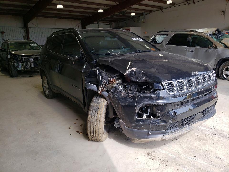 47897436 :رقم المزاد ، 3C4NJDFN6RT130068 vin ، 2024 Jeep Compass مزاد بيع