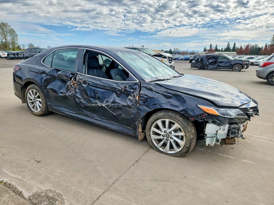 Aukcja sprzedaży 2022 Toyota Camry, vin: 4T1C11AK7NU617410, numer aukcji: 46756496