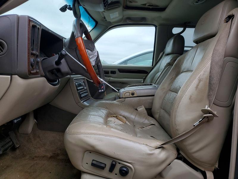 Продажа на аукционе авто 2002 Cadillac Escalade, vin: 1GYEC63T12R106567, номер лота: 46828036
