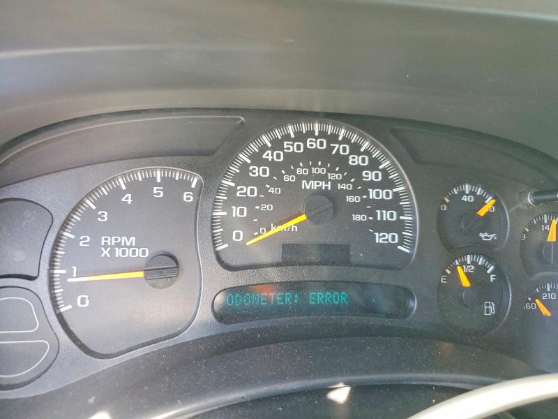 2004 Gmc Yukon Xl მანქანა იყიდება აუქციონზე, vin: 1GKEC16T24R196159, აუქციონის ნომერი: 42010186