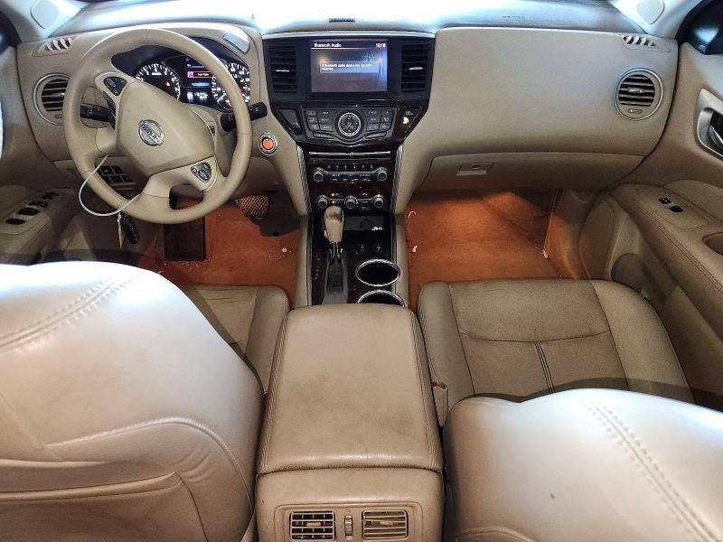 47108556 :رقم المزاد ، 5N1AR2MN4FC720125 vin ، 2015 Nissan Pathfinder مزاد بيع