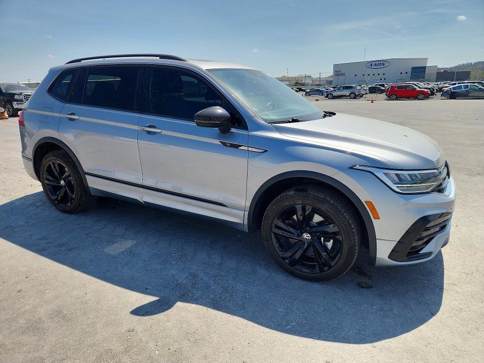 Продажа на аукционе авто 2023 Volkswagen Tiguan, vin: 3VVCB7AX8PM124070, номер лота: 48136836