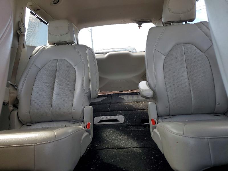 45762896 :رقم المزاد ، 2C4RC1EG5HR778306 vin ، 2017 Chrysler Pacifica مزاد بيع
