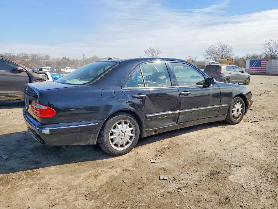 2001 Mercedes-benz E-class მანქანა იყიდება აუქციონზე, vin: WDBJF65J91B322566, აუქციონის ნომერი: 46408116