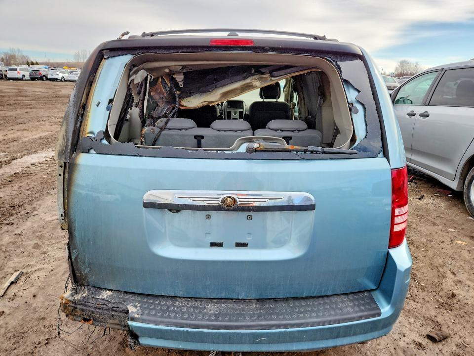 2010 Chrysler Town & Country მანქანა იყიდება აუქციონზე, vin: 2A4RR5DX5AR493483, აუქციონის ნომერი: 79763285